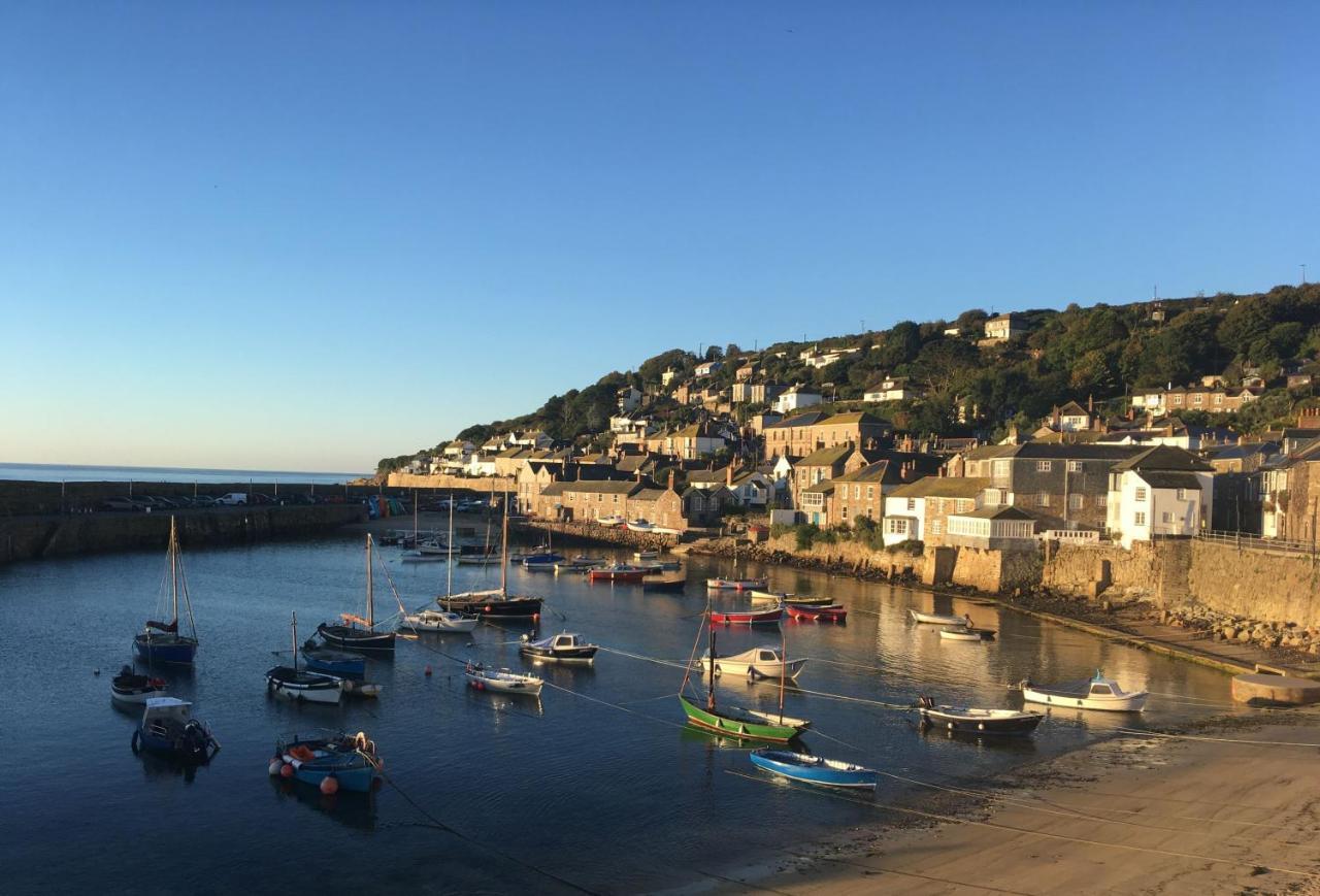 The Langley Tarne Mousehole Exterior foto
