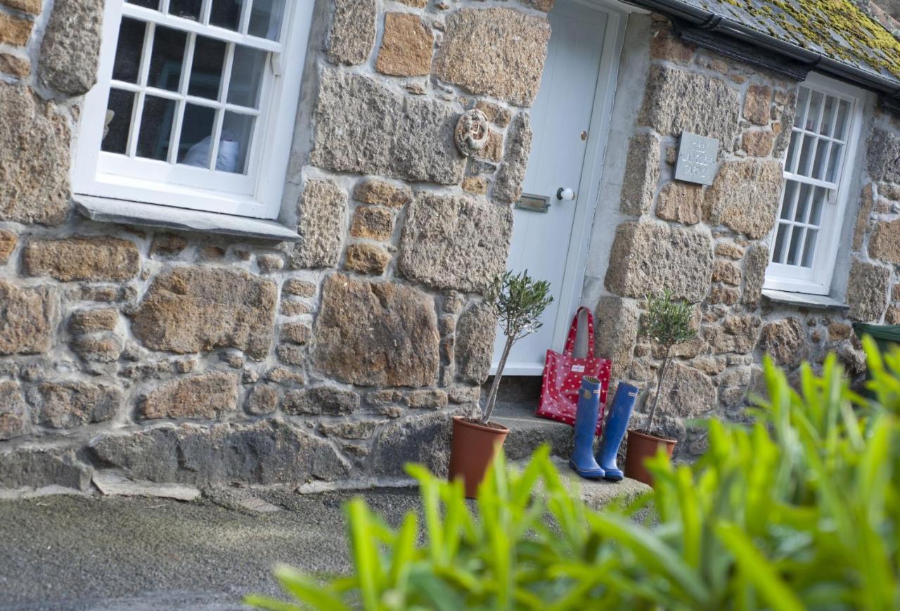 The Langley Tarne Mousehole Exterior foto